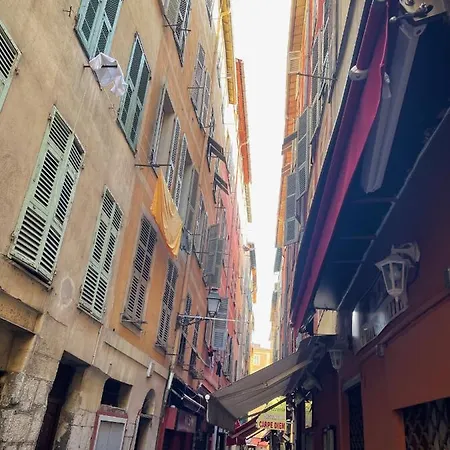 Triplex Toit-terrasse Authentique Vieux-nice & Appartamento *